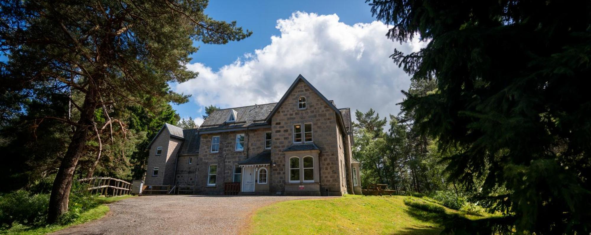 Braemar Youth Hostel ภายนอก รูปภาพ