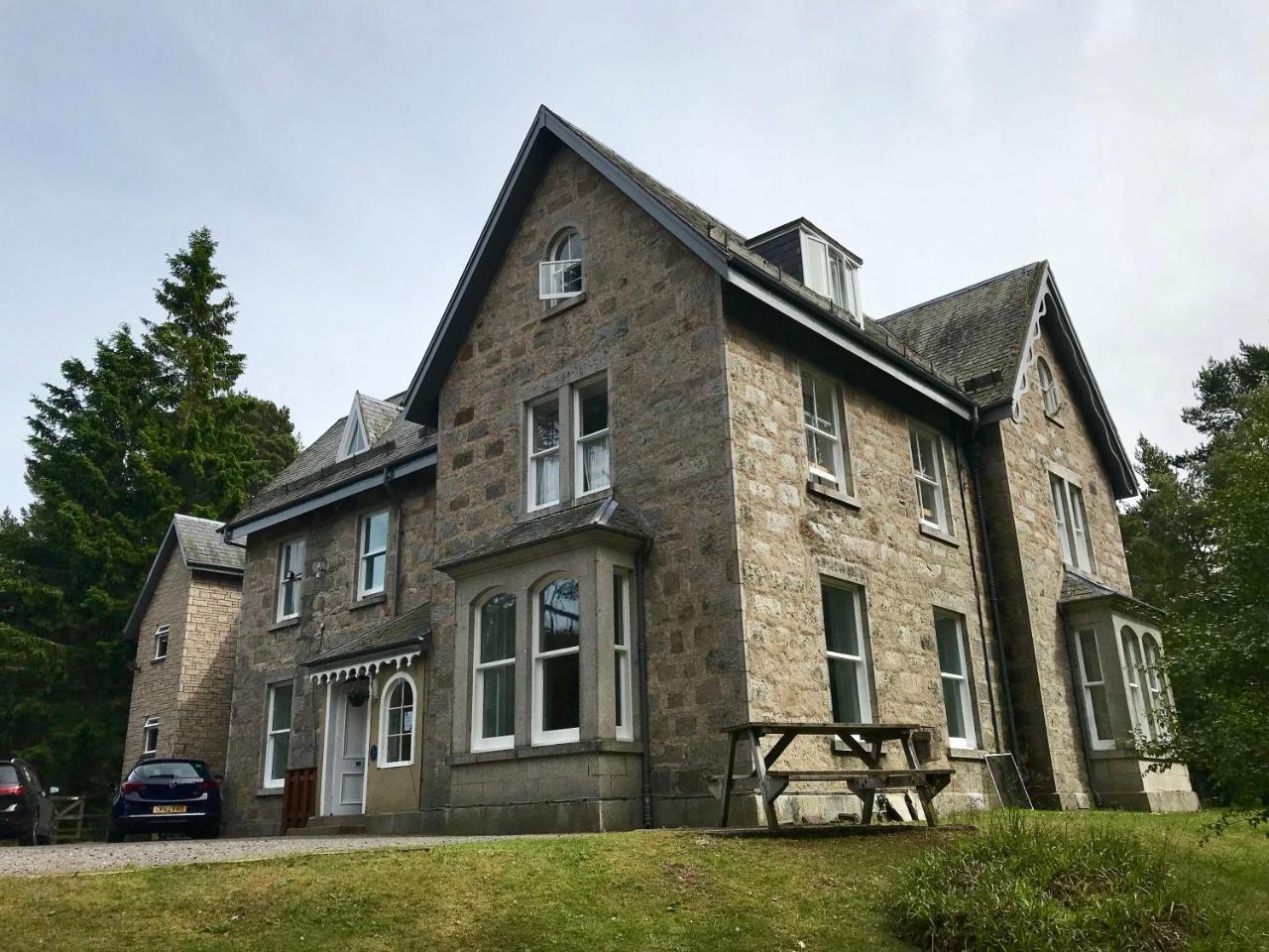 Braemar Youth Hostel ภายนอก รูปภาพ